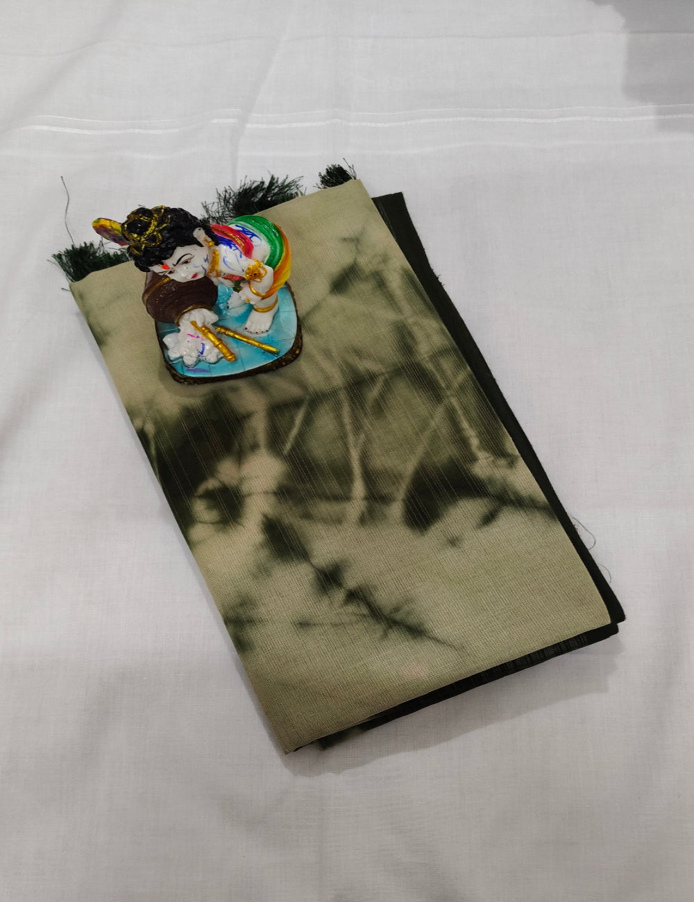 Elegant Olive Green Digital Print Linen Cotton  Saree