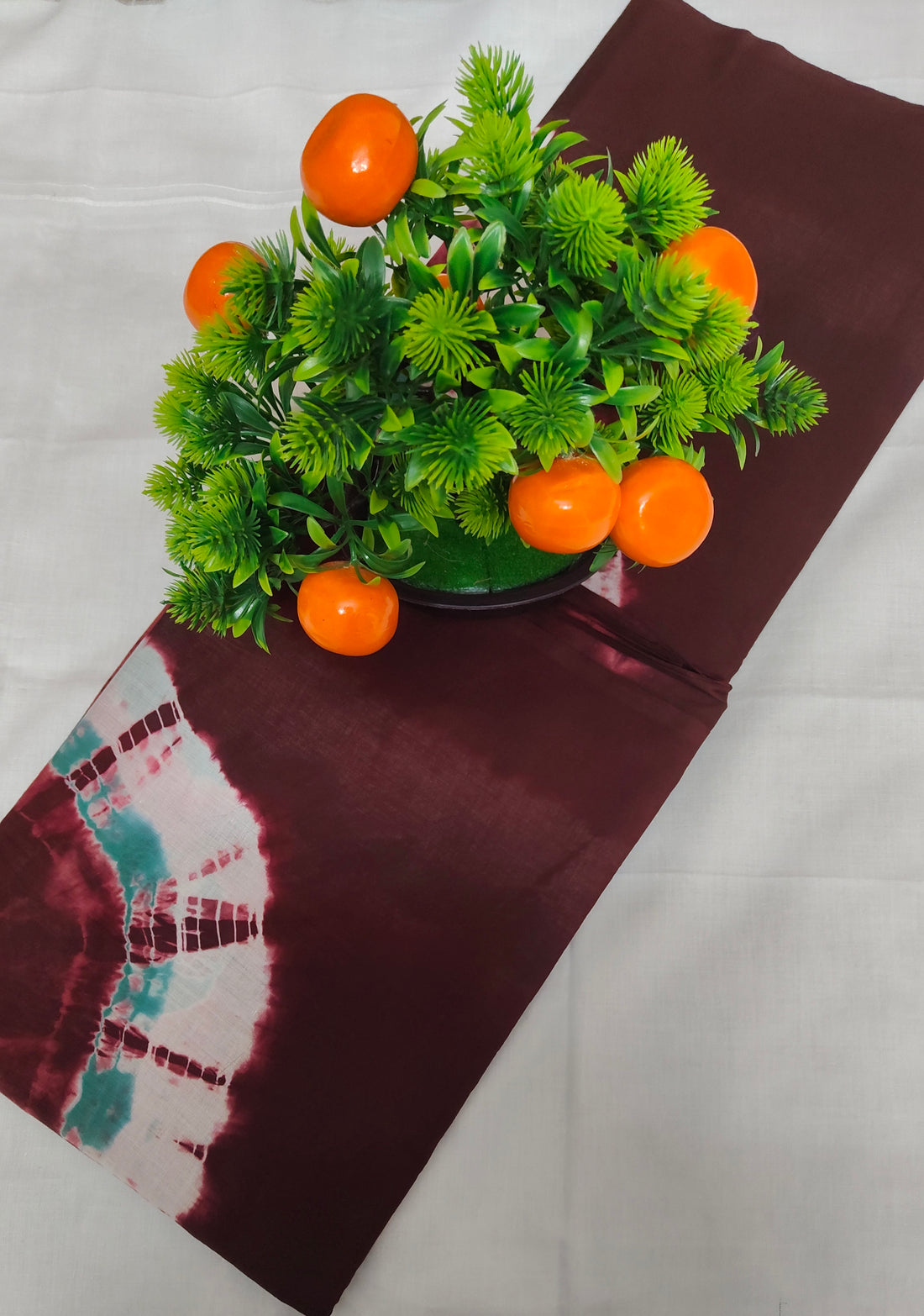 Mulmul Cotton Tie-Dye Saree Maroon